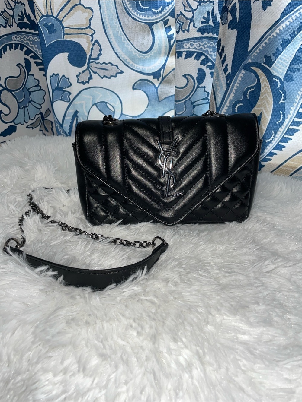 👜NEW Black Quilted Chevron Chain Crossbody Bag